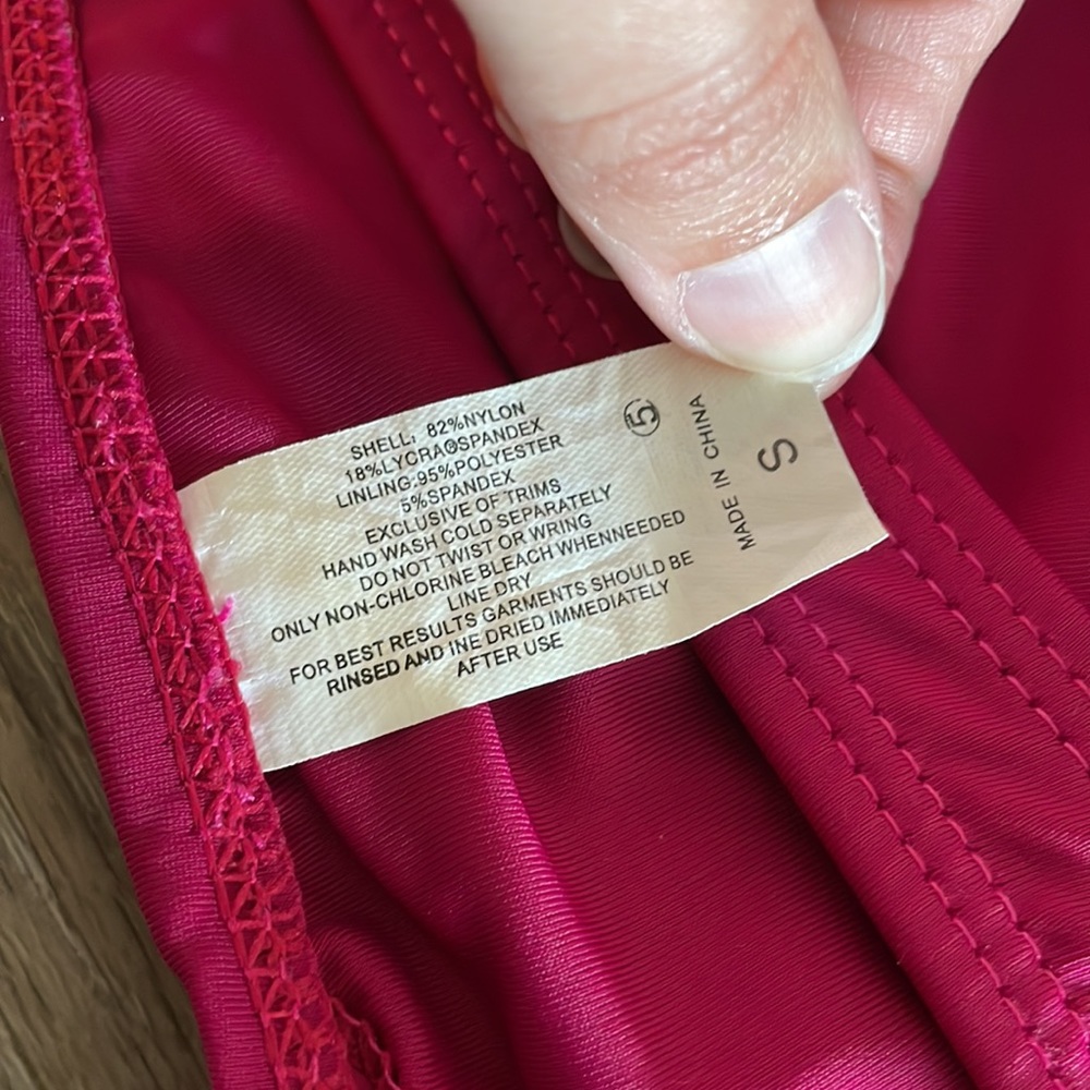 Bathing Suit - Picture 6 of 7
